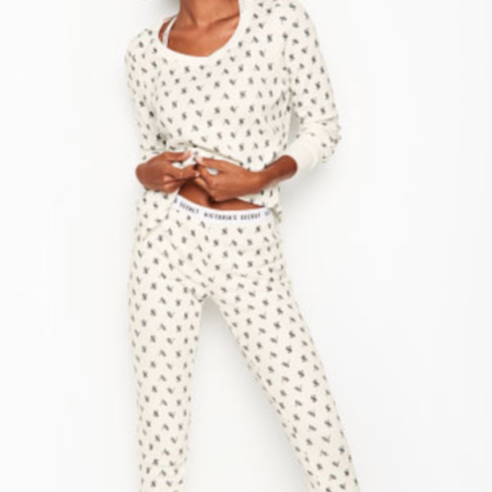 Victoria’s Secret pajama set